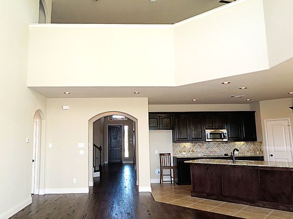 5th image of 242 Double Creek Dr
