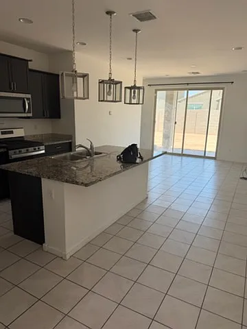 10738 W Atlanta Ave — Photo 2