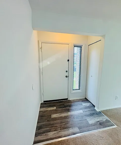 ENTRANCE FOYER
