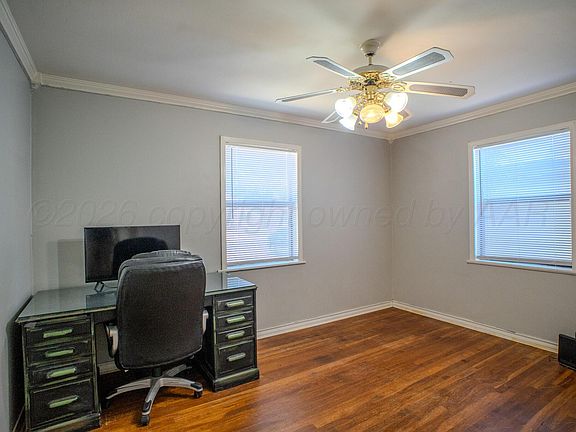4th image of 505 SW 45th Ave