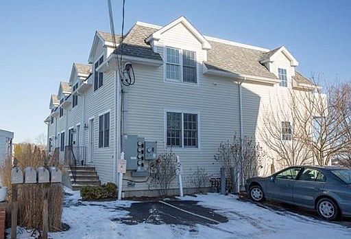 1st image of 10 Luzitania Ave #A