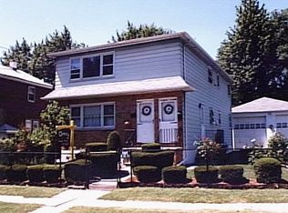 157 W Buchanan St #2, Staten Island, NY 10301