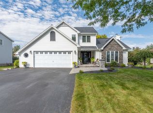 120 Snowy Owl Rdg, Rochester, NY 14612