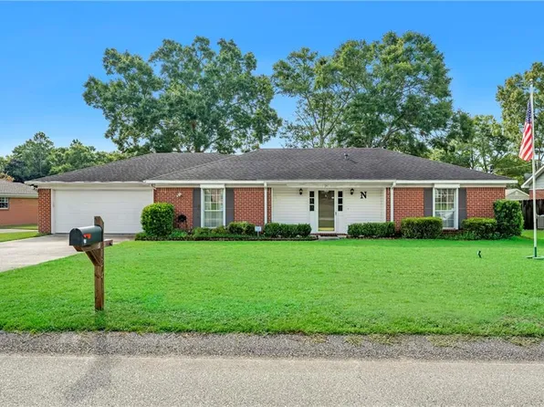 1241 Cypress Ct, Mobile, AL 36695