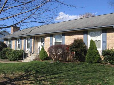 1118 Woodleigh Ct, Harrisonburg, VA, 22802