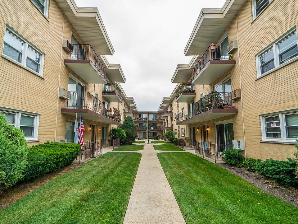 Beautiful Courtyard