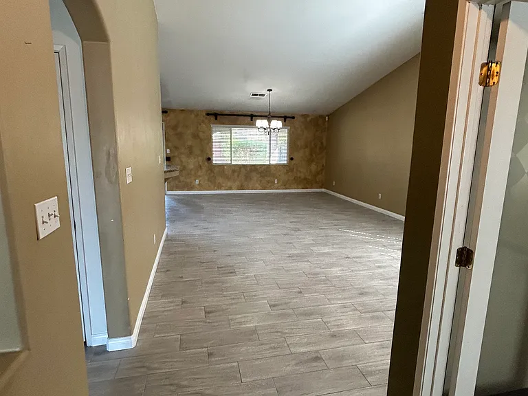 6002 Oneida Falls Dr — Photo 2
