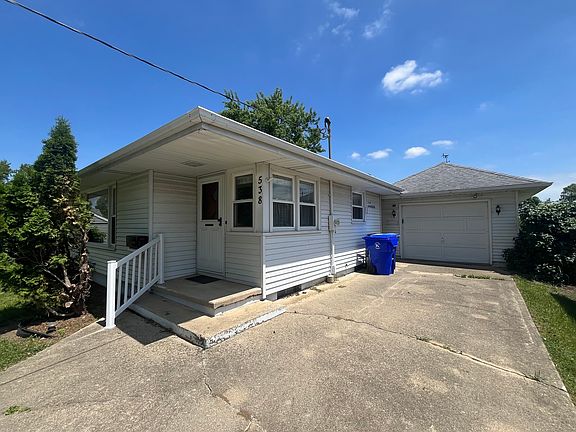 2nd image of 538 Dwight St