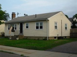 93 Grover St, Everett, MA 02149