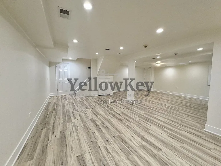 11121 Indian Woods Dr — Photo 12