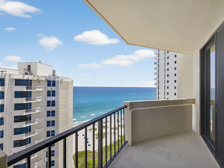 2800 N Ocean Dr #B24D — Photo 40