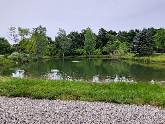 2nd image of 8492 Wellbaum Rd