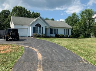 911 Snow Creek Rd, Martinsville, VA 24112