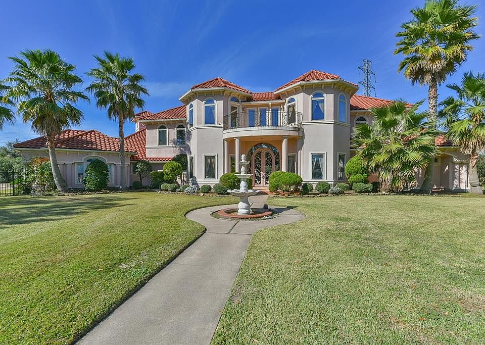 1st image of 3806 Bogota Dr