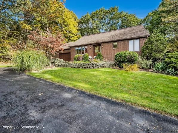 2111 2nd Ave, Jefferson Township, PA 18436