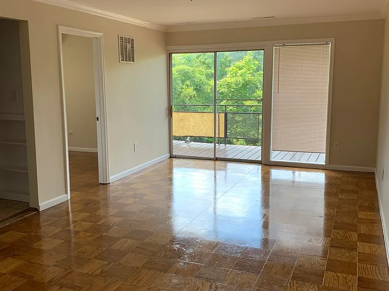 Riverwood Apartments, LLC — Photo 14