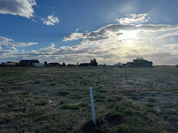 431 S Ashford Dr, Pueblo West, CO 81007