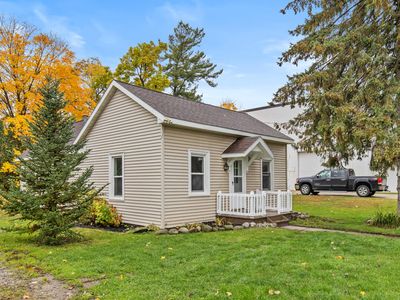 80 W Beech St NE, Cedar Springs, MI, 49319