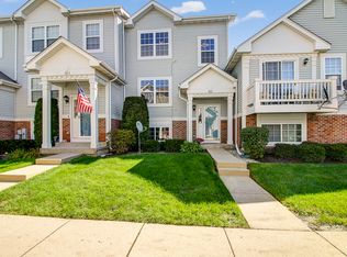 382 Holiday Ln, Hainesville, IL 60073