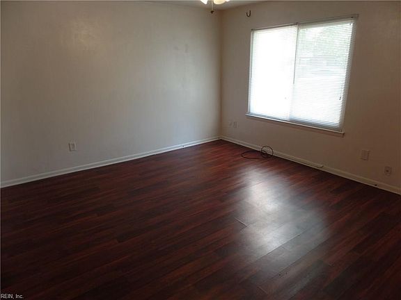4th image of 6066 Foresttown Dr