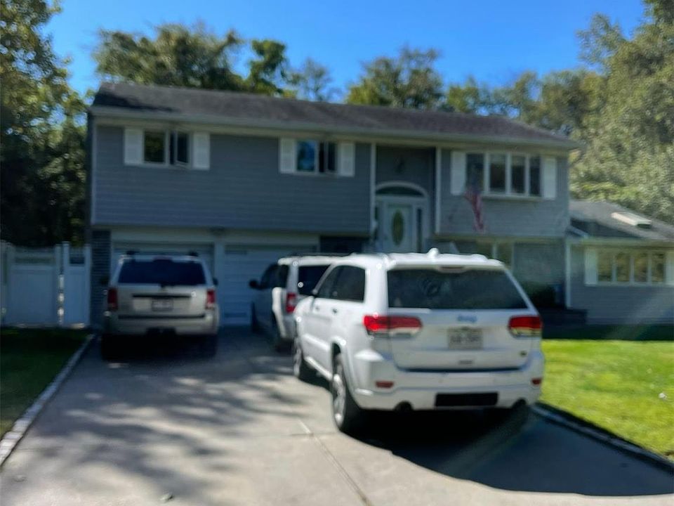 1st image of 40 Denise Drive