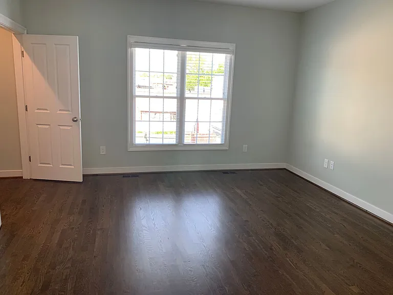 1608 W Cary St — Photo 7
