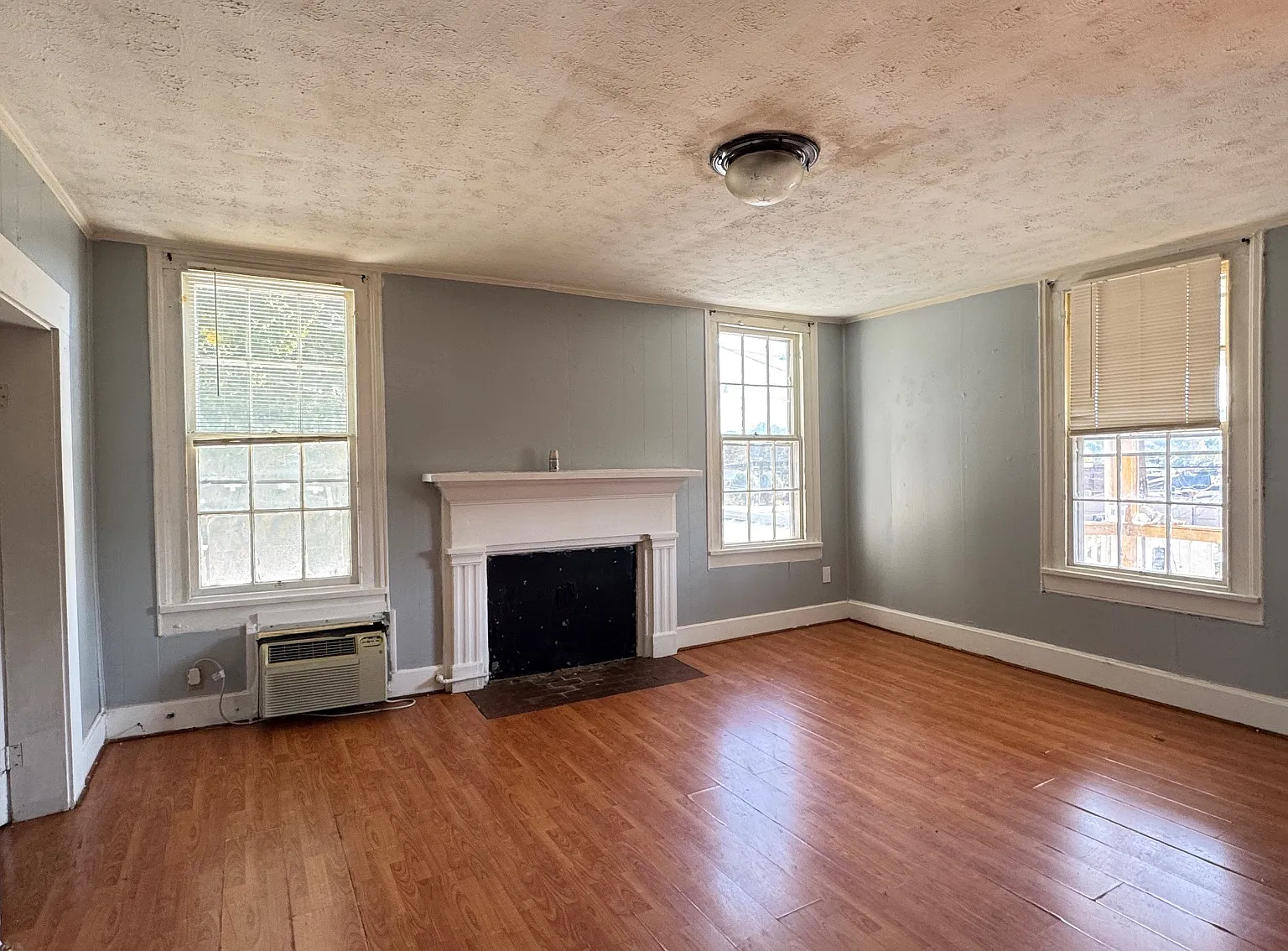 405 North High Street - 1 — Photo 2
