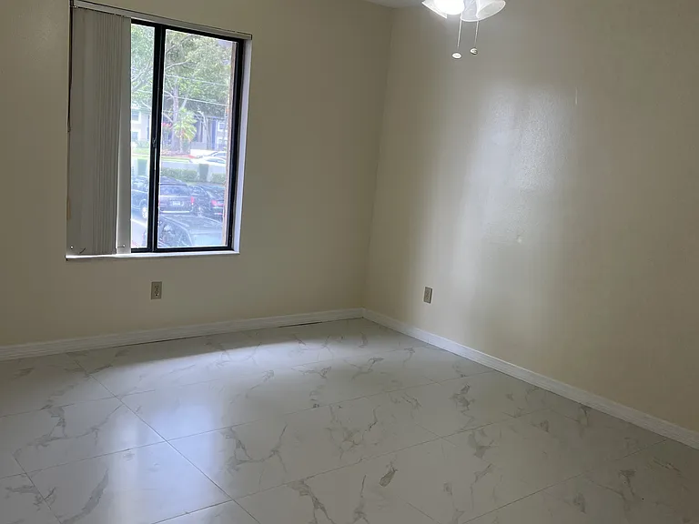8201 Sun Spring Cir — Photo 15