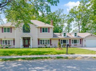 18 Terrane Ave, Natick, MA 01760