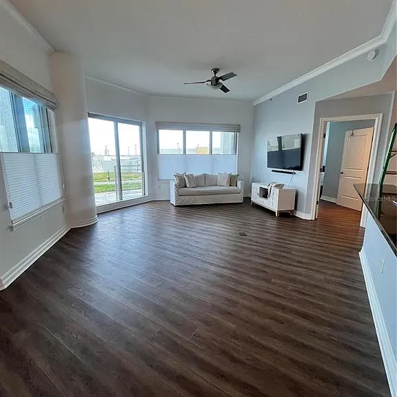 1209 E Cumberland Ave #505 — Photo 12