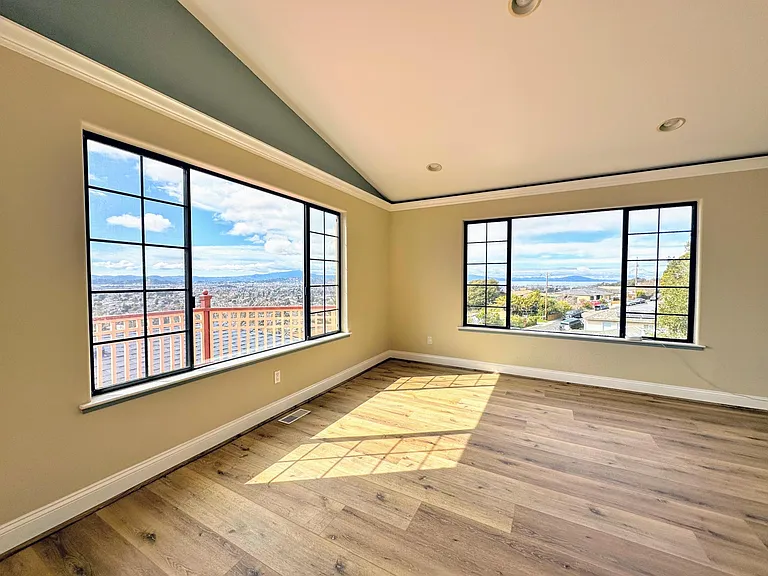 6077 Felix Ave — Photo 7