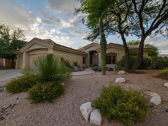 2nd image of 2241 N Catalina Vista Loop