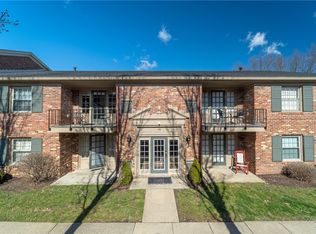 1110 Chatham Park Dr APT H, Pittsburgh, PA 15216