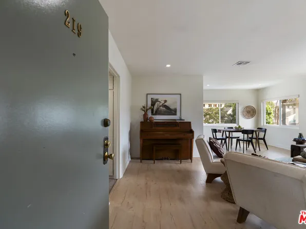 5055 Coldwater Canyon Ave APT 219, Sherman Oaks, CA 91423
