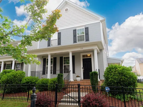728 Resplendent Pl, Raleigh, NC 27603