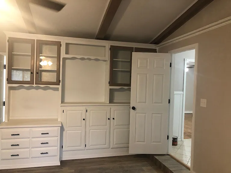 3611 Fleetwood Dr — Photo 11