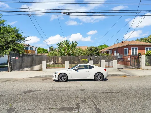 10323 S Inglewood Ave, Inglewood, CA 90304