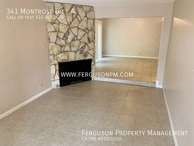 Pet Friendly Folsom Duplex With an Attached Garage — Photo 3