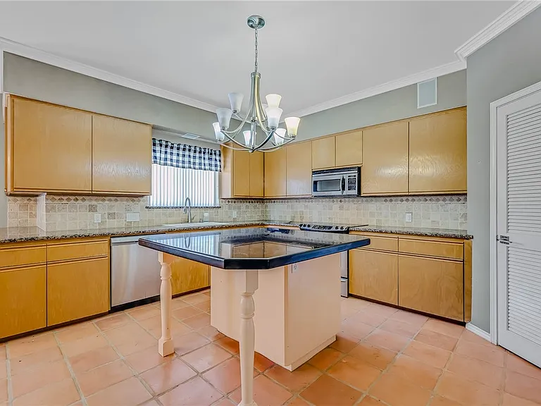 5917 Harvest Hill Rd — Photo 16