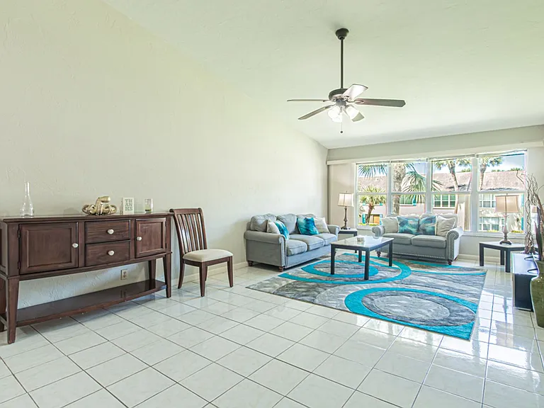 4230 Jack Frost Ct #4 — Photo 3