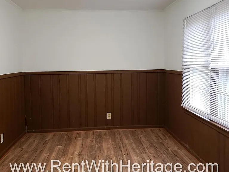 11931 Veterans Memorial Hwy — Photo 13