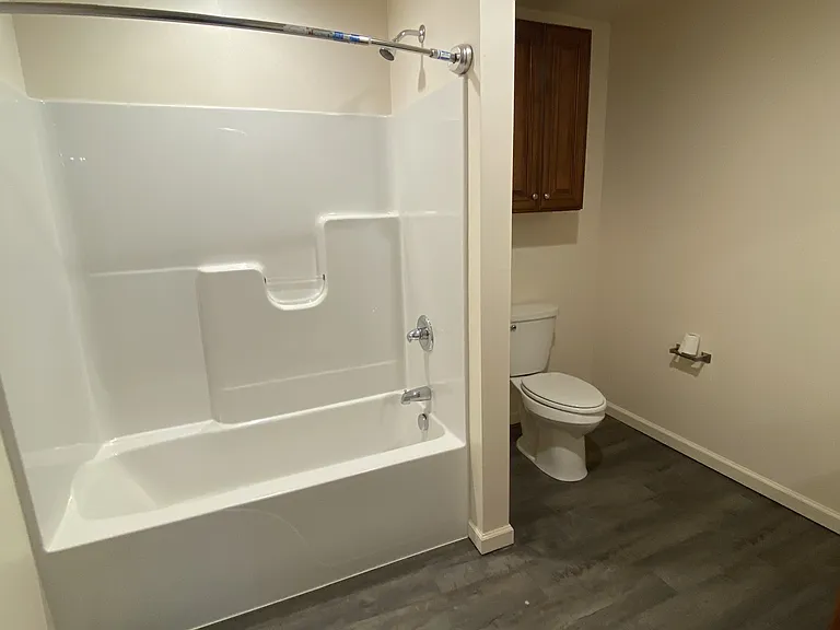 65 Woods Edge Rd — Photo 8