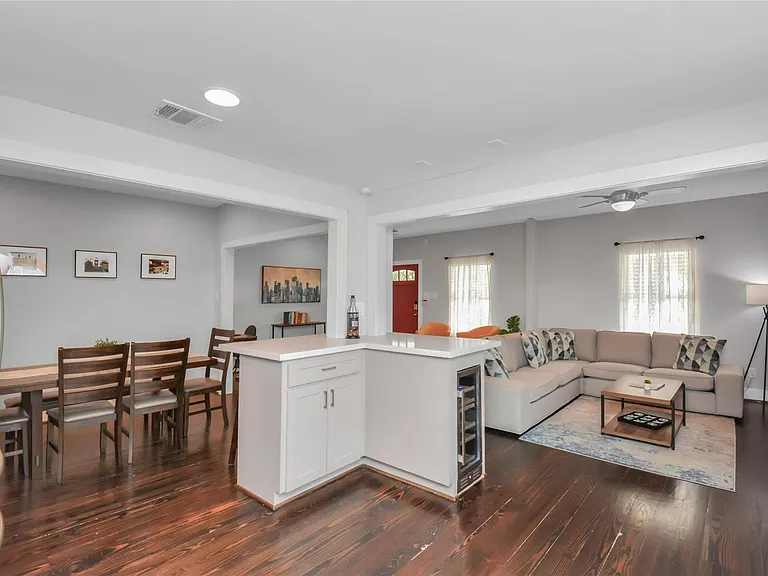 5705 Cochran St — Photo 11