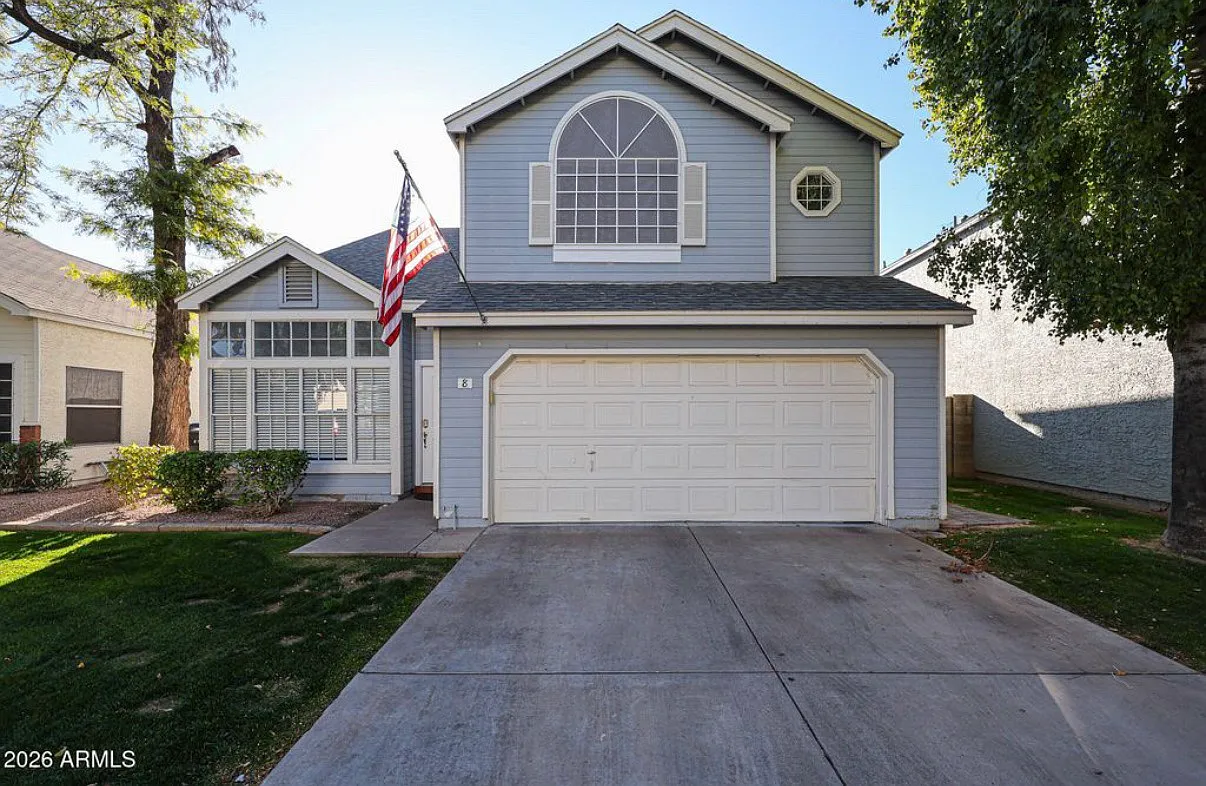 S Maple, Mesa — Photo 1