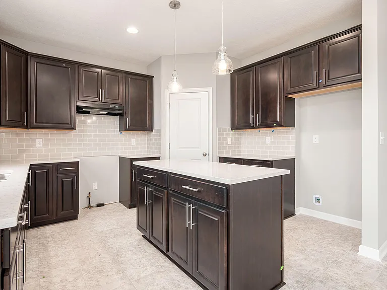 6823 Dulles Dr — Photo 19
