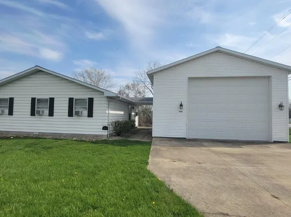 5416 E Channel Dr, Port Clinton, OH 43452