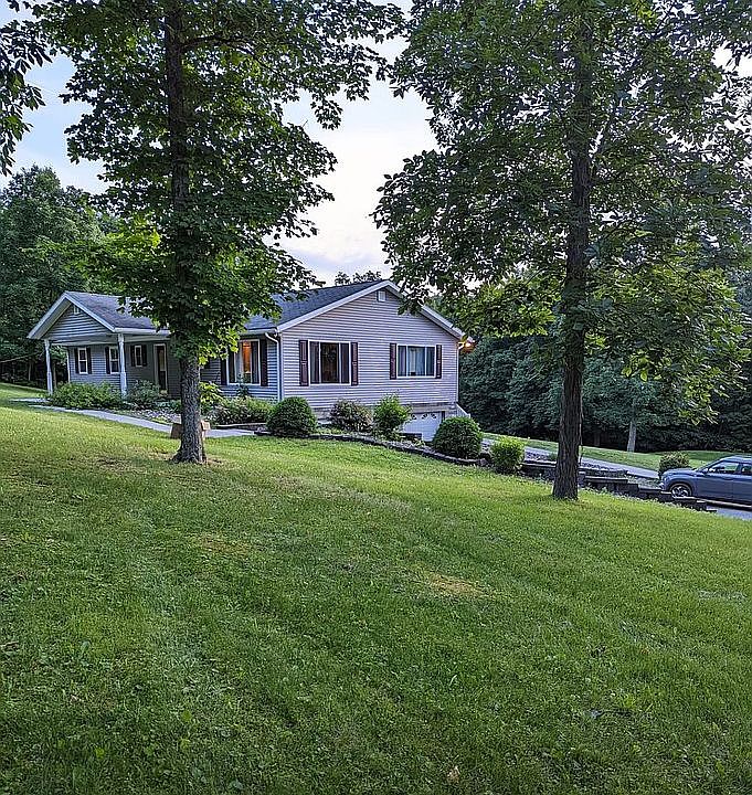 1st image of 7946 King Saint Clair Rd