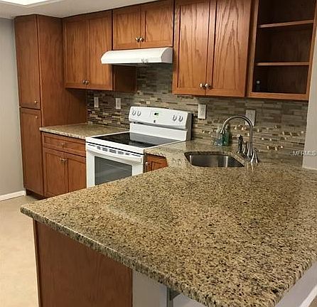 5th image of 105 Pine Ct #0
