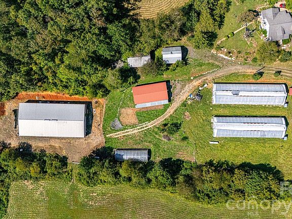 3rd image of 1891 Silvers Welch Rd