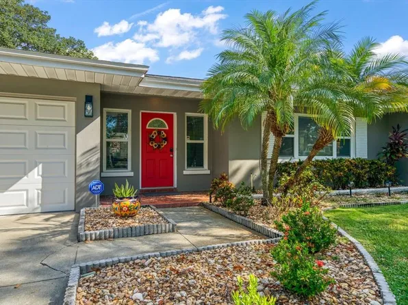 2010 Cleveland St, Clearwater, FL 33765